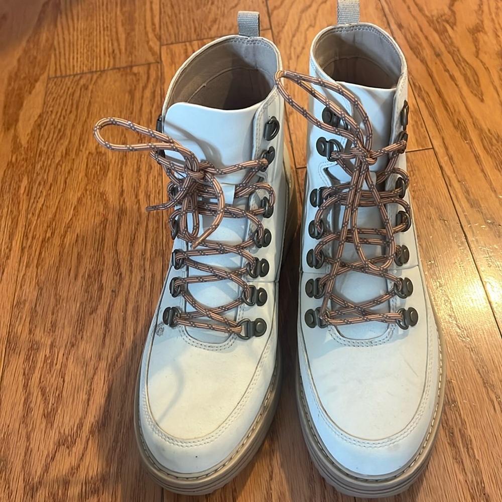 Never worn Teva boots!